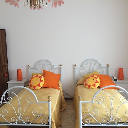 B&B Soleluna Massa Fiscaglia Zewnętrze zdjęcie